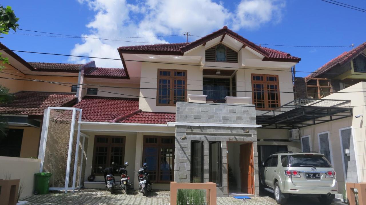 Omah Sastro 2 Hotel Yogyakarta Exterior photo